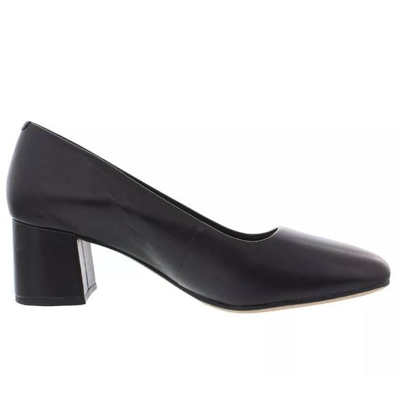 NIB Clarks Sheer Rose Womens Black Leather pumps - Picture 6 of 6